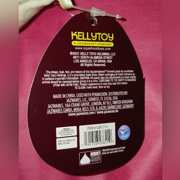 Karina Cat Twizzlers 6" Squishmallow Hershey - Picture 12 of 15